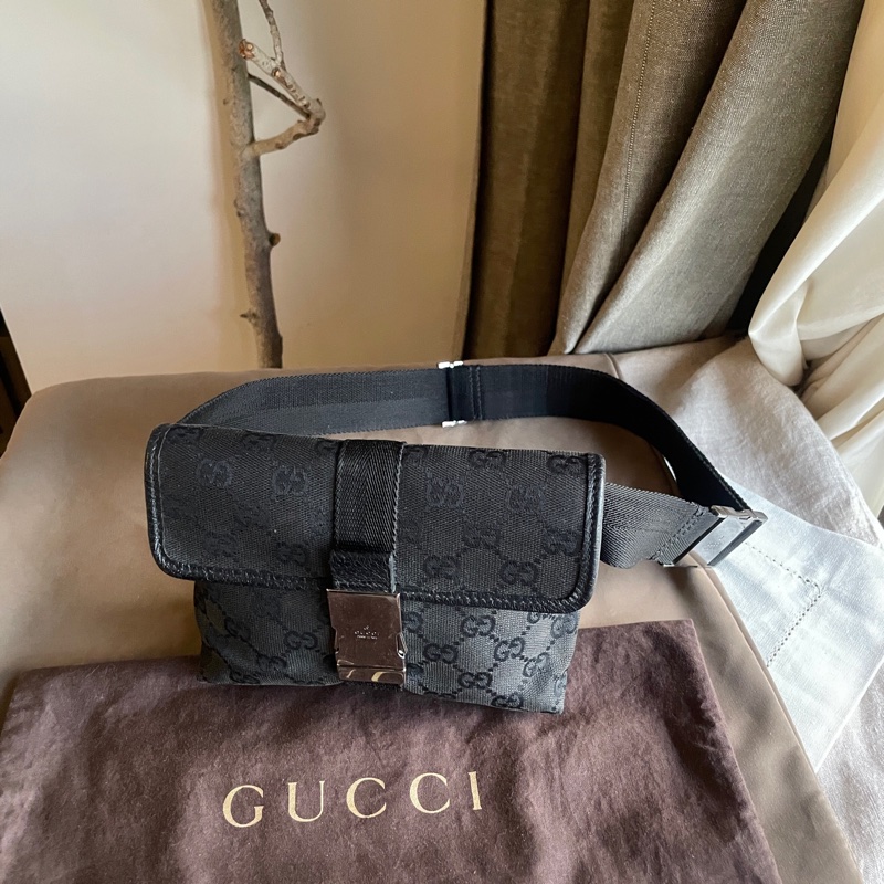Gucci GG老花字紋丹寧帆布緹花腰包18cm/胸口包/手機包/側背包🌠斜背/側背/腰背🌠正品🌠況不錯🌠男女皆可🌠 立體包型2⃣️層空間足🌠經典-60