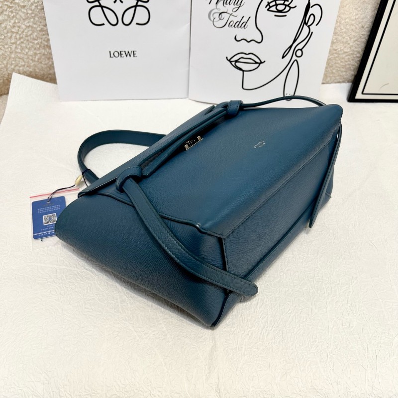 Celine BELT鯰魚包micro 墨綠色手提包-4