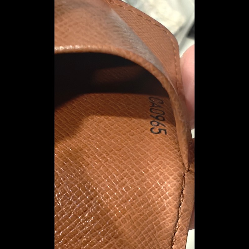 路易威登 Monogram 信封名片 M62920/CA0965 含包裝盒/防塵袋

型號：M62920-3