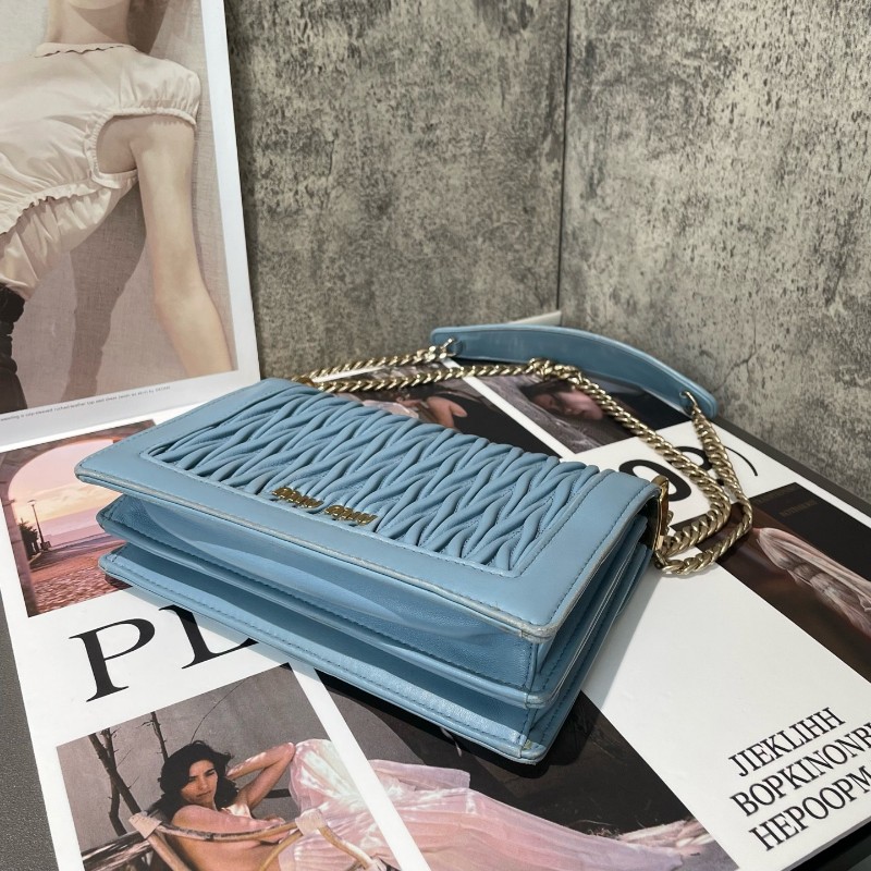 Miumiu 嬰兒藍 皺褶 風琴鏈條包-3