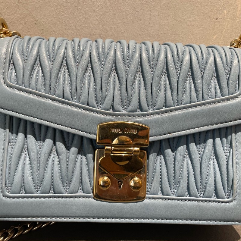 Miumiu 嬰兒藍 皺褶 風琴鏈條包-5