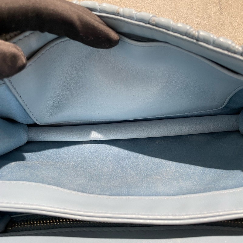 Miumiu 嬰兒藍 皺褶 風琴鏈條包-21