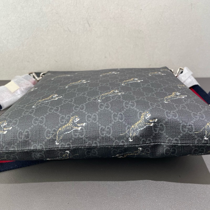 Gucci 老虎老花經典斜背包-11