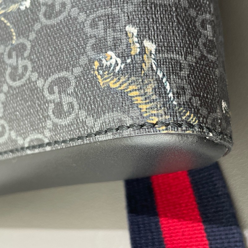 Gucci 老虎老花經典斜背包-12