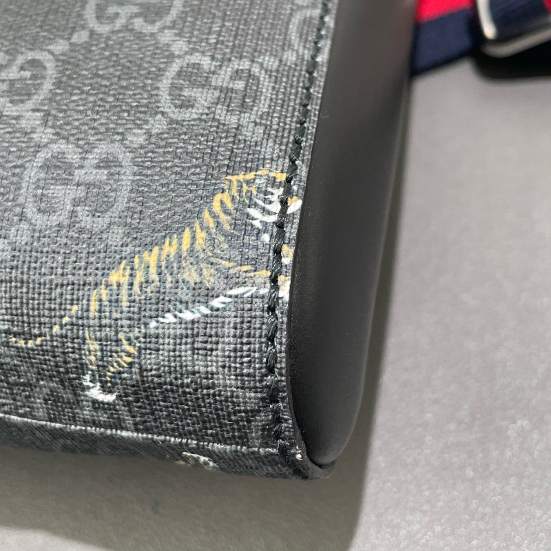 Gucci 老虎老花經典斜背包-13