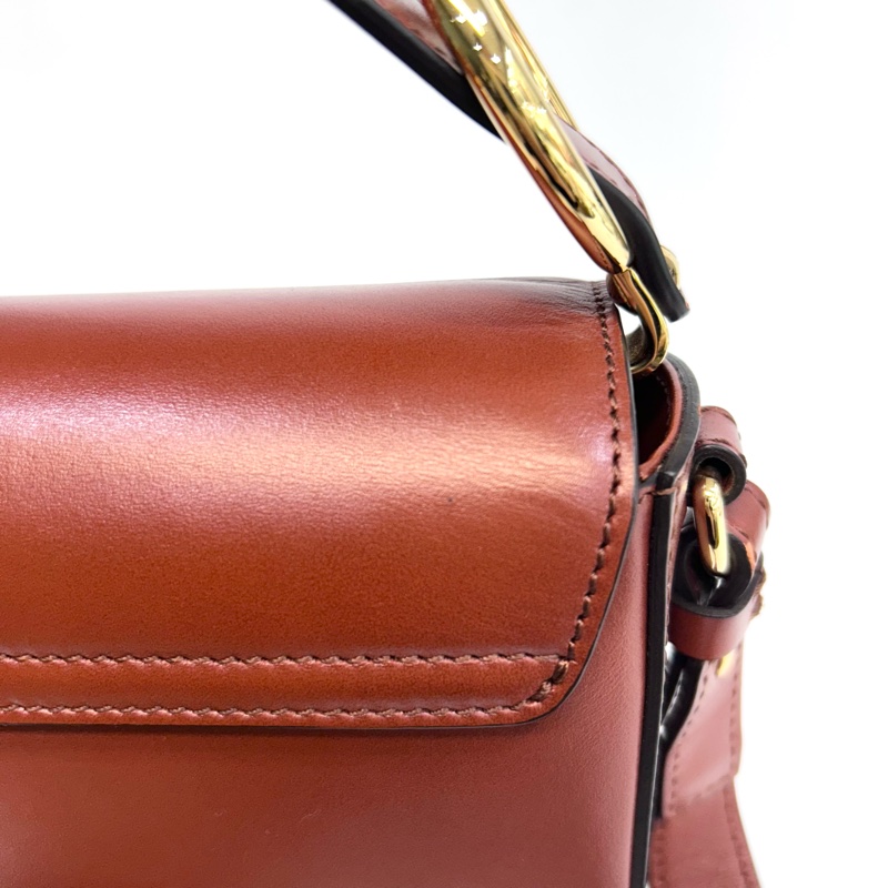 Chloe磚紅色牛皮Mini CBag-6