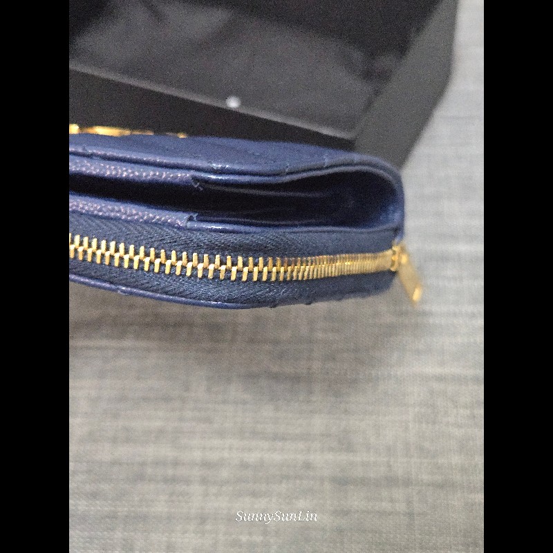 YSL SaintLaurent 聖羅蘭 山形紋荔枝皮金字Logo拉鍊短夾-12