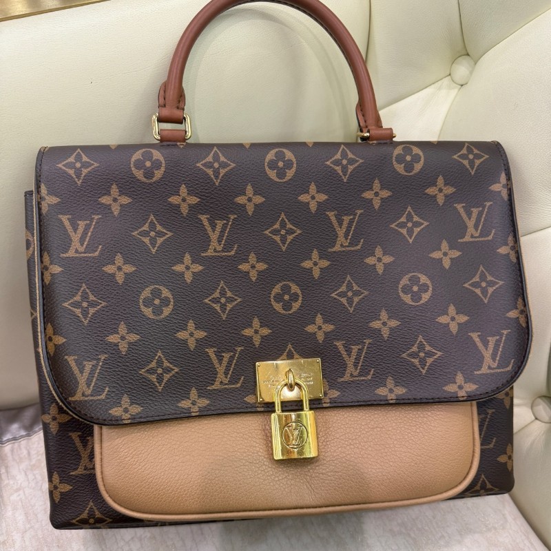 LV Marignan老花拼奶茶色鎖頭郵差包-6