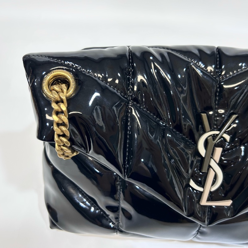 YSL黑金漆皮三拼色LOGO小號PUFFER側背包577476-9