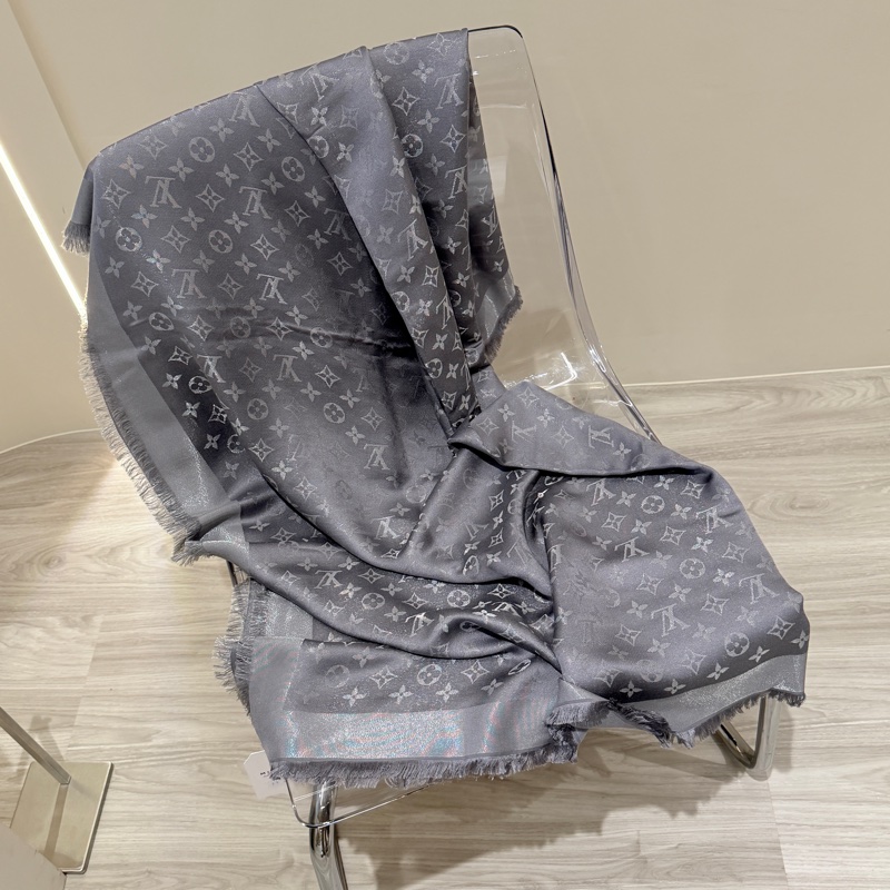 LV 灰色LOGO圍巾 🩶🩶裸品🩶🩶超級漂亮-5