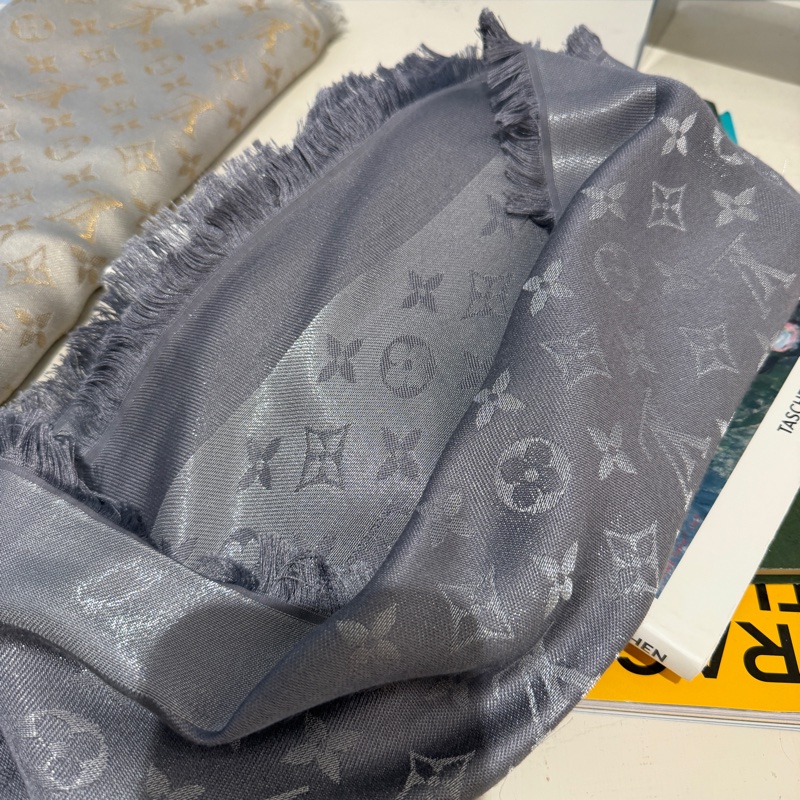 LV 灰色LOGO圍巾 🩶🩶裸品🩶🩶超級漂亮-8