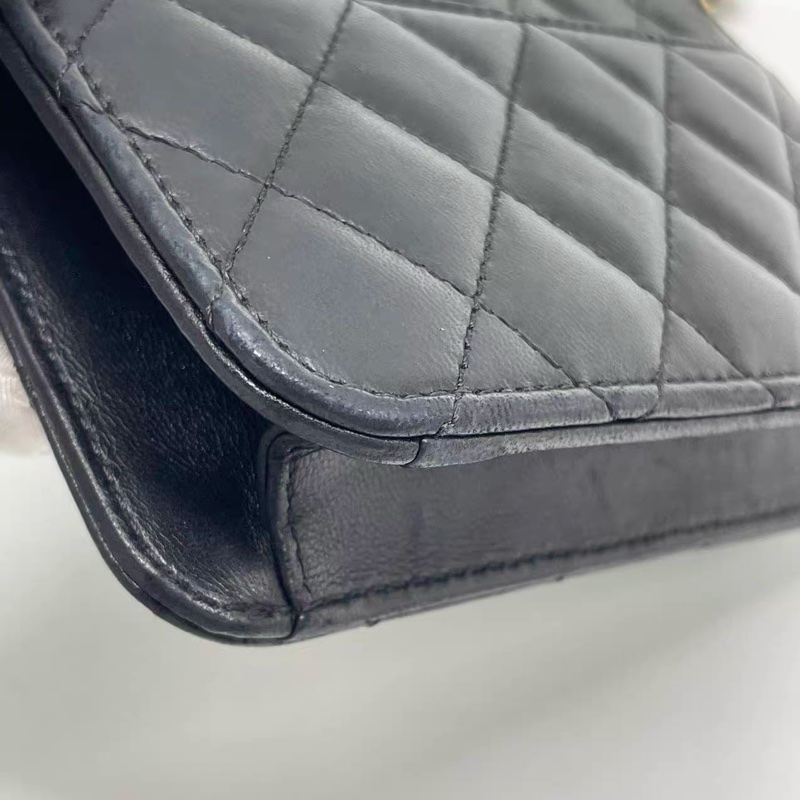 CHANEL mini WOC 黑金-14