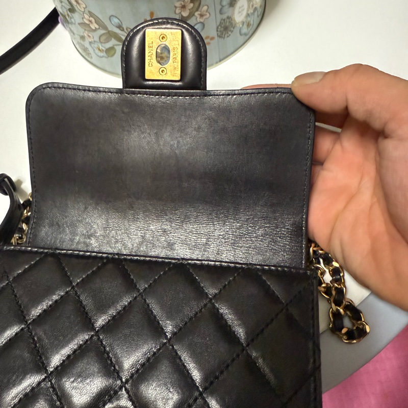 CHANEL mini WOC 黑金-20