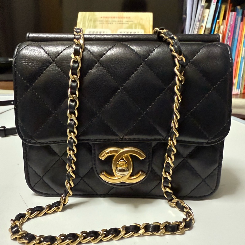 CHANEL mini WOC 黑金-25