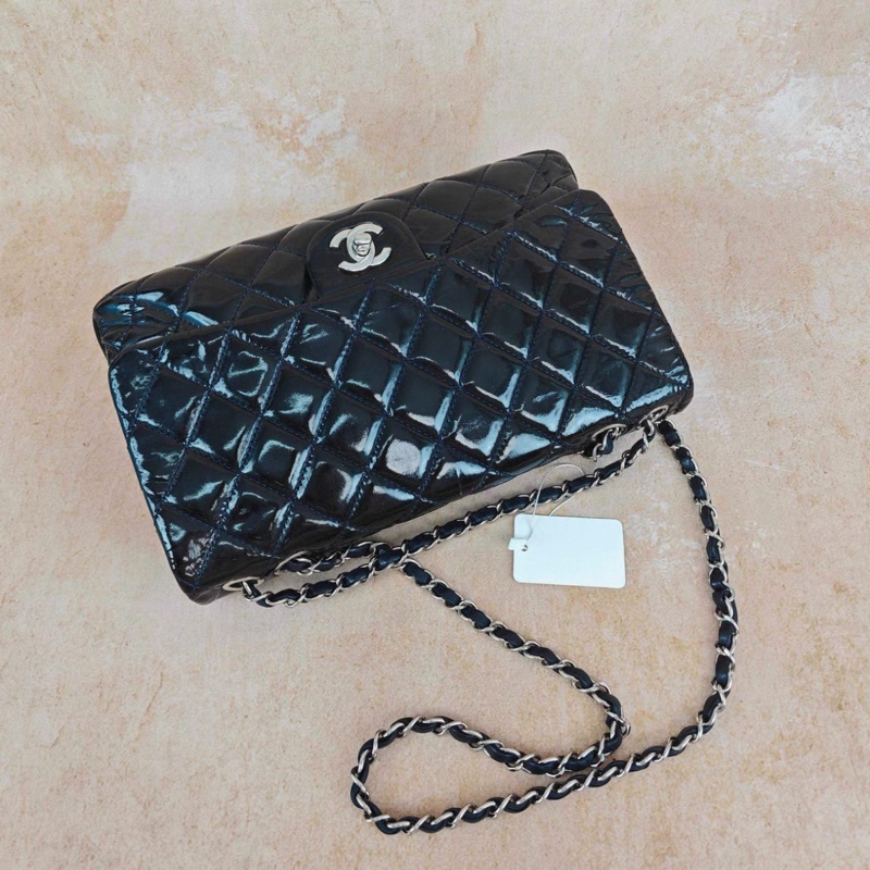 Chanel 黑銀漆皮cf中號鏈條包-5