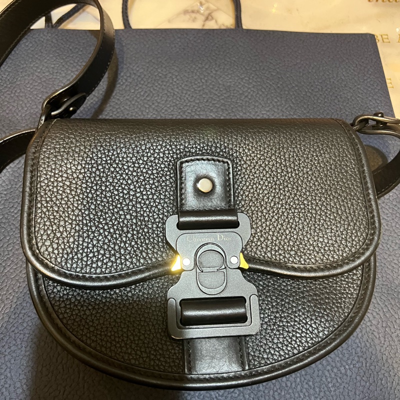 DIOR男用肩背包-0