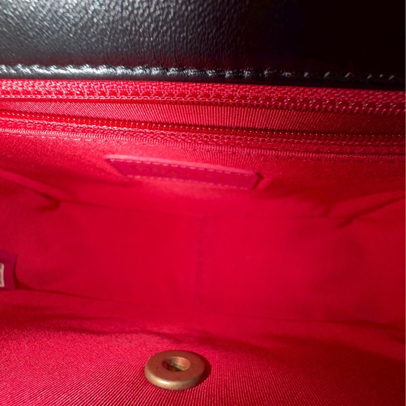 秋冬必備限定款🈶購證😍Chanel黑金菱格紋鏈條豆腐包枕頭包單肩斜挎包-10