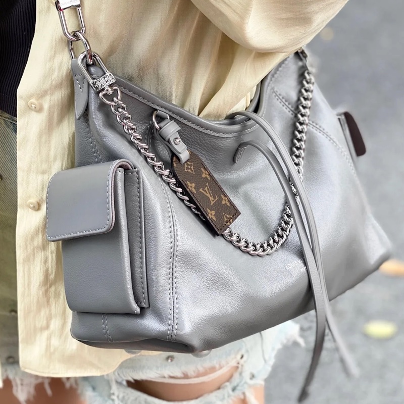 斷貨爆款😍全配🈶購證Lv carryall cargo鯊魚灰小號單肩斜挎包-1