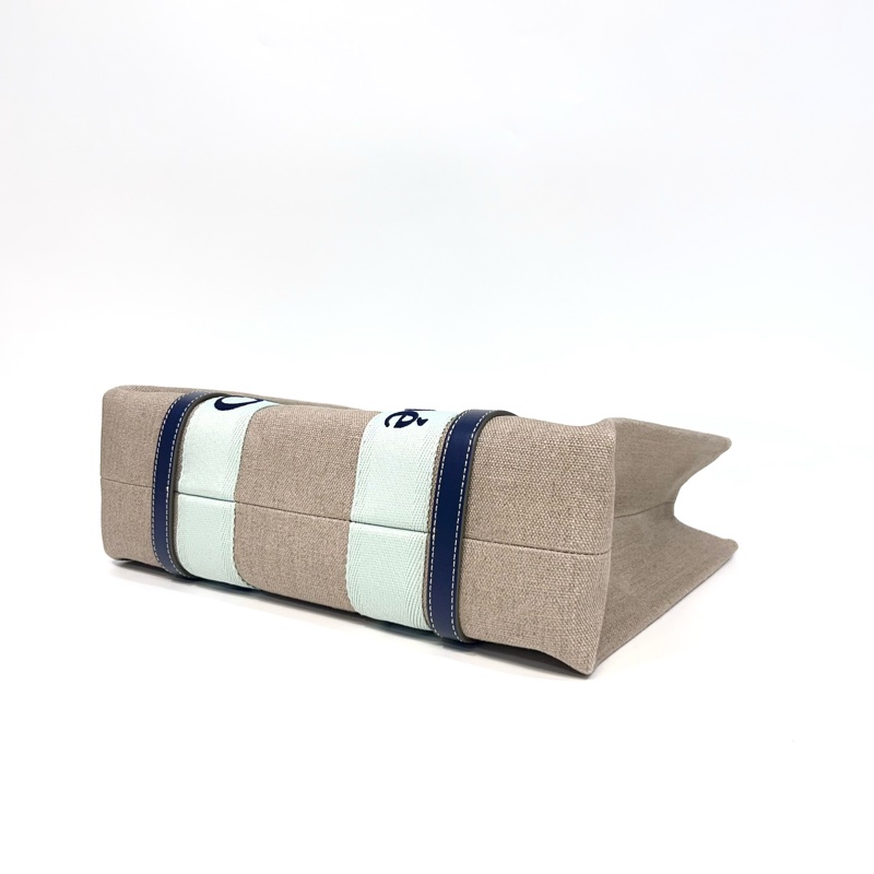 Chloe薄荷綠拼深藍牛皮飾邊中號Woody亞麻帆布托特包-6