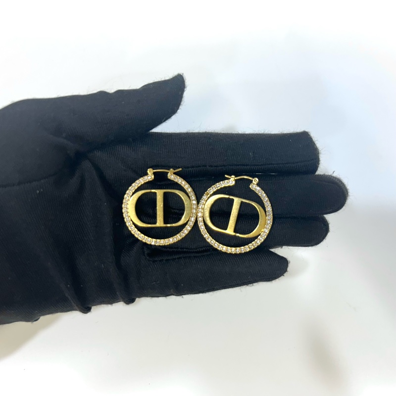 DIOR金色CD字母圈型鑲鑽針式耳環-1