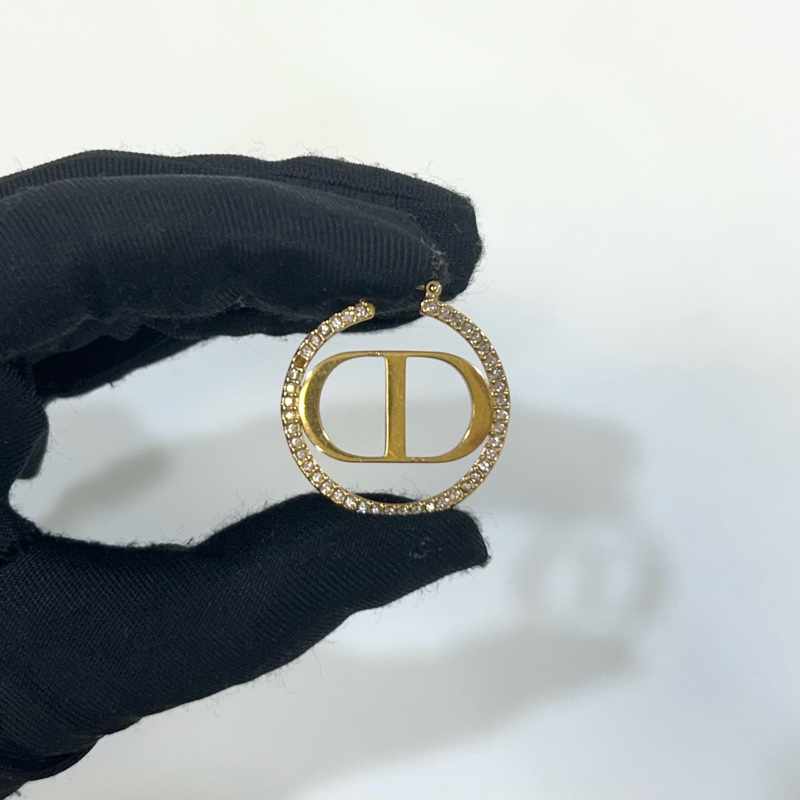 DIOR金色CD字母圈型鑲鑽針式耳環-3