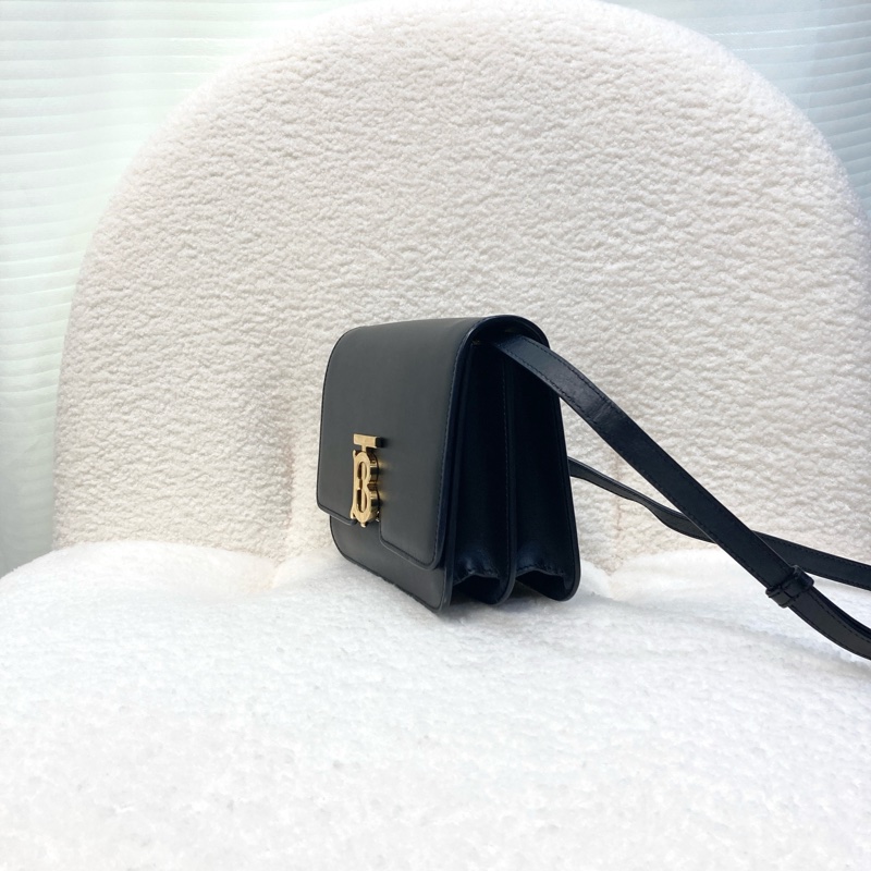 BURBERRY巴寶莉黑色小牛皮金釦TB釦肩背包🖤極簡高級通勤包8010334-3