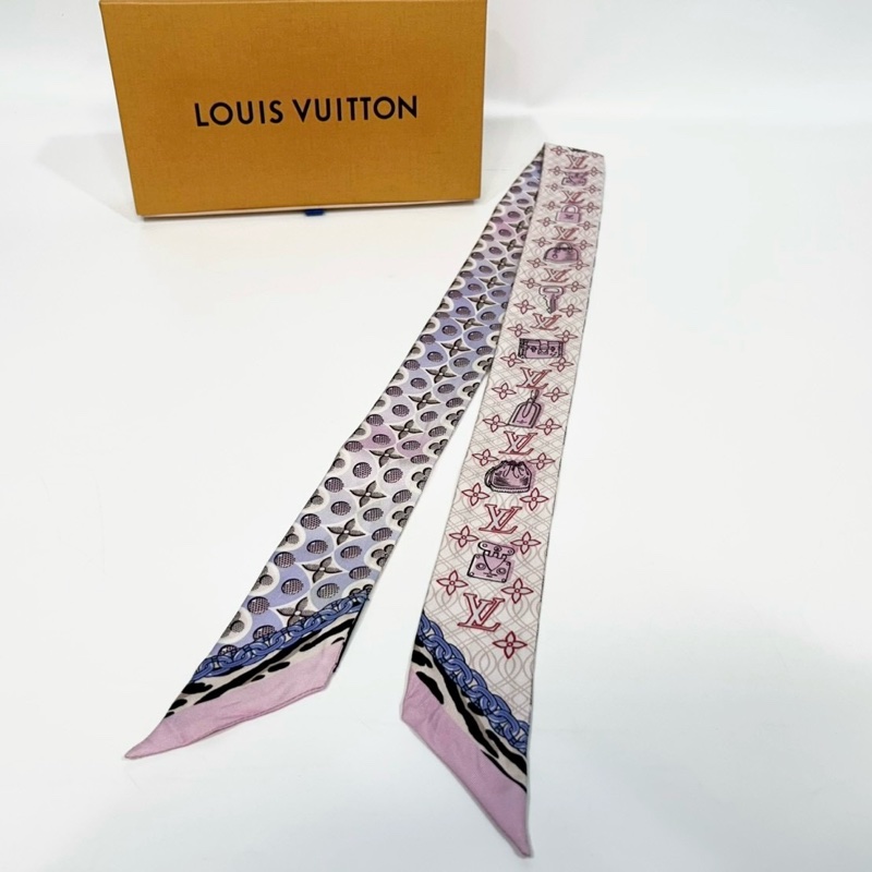 LV粉紫雙面鎖釦圖騰twilly M76110-0