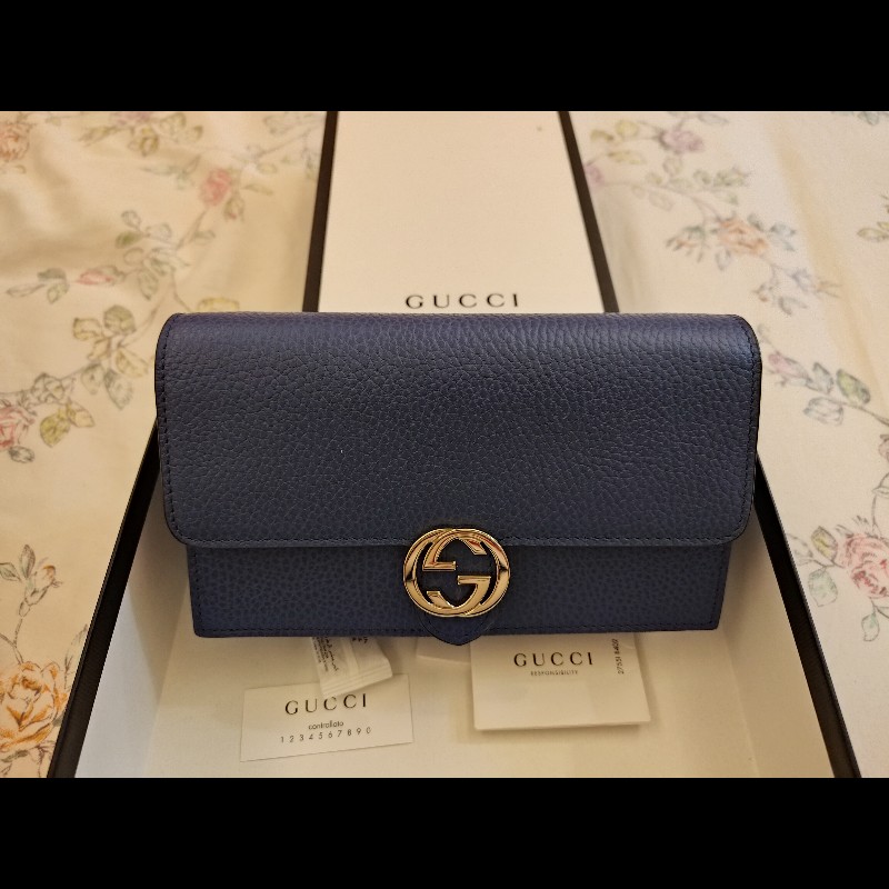 藍色的Gucci Interlocking G 皮革鍊帶錢包-5