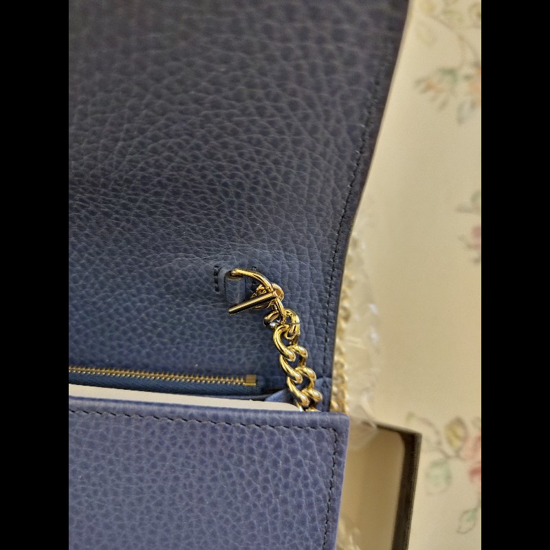藍色的Gucci Interlocking G 皮革鍊帶錢包-11
