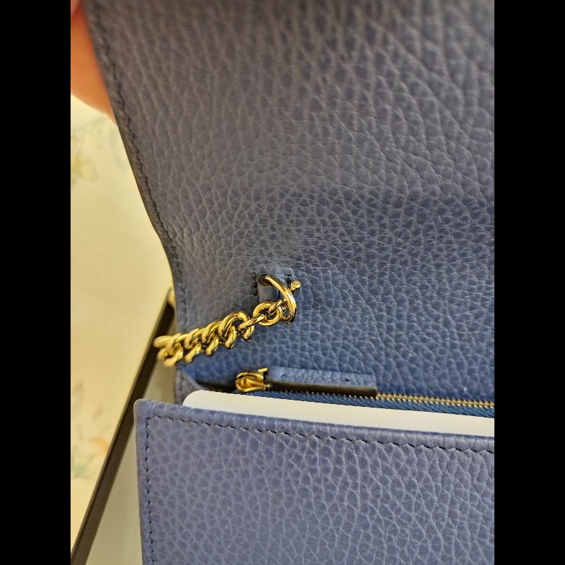 藍色的Gucci Interlocking G 皮革鍊帶錢包-12