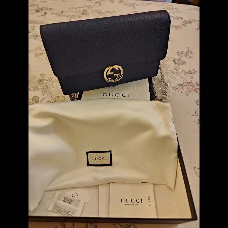 藍色的Gucci Interlocking G 皮革鍊帶錢包-14