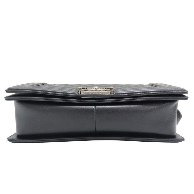 黑色 羊皮 BOY 28 鍊帶 肩背包 銀釦【CHANEL 香奈兒】 A92193-3