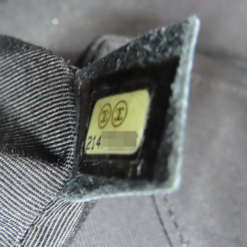 黑色 羊皮 BOY 28 鍊帶 肩背包 銀釦【CHANEL 香奈兒】 A92193-6