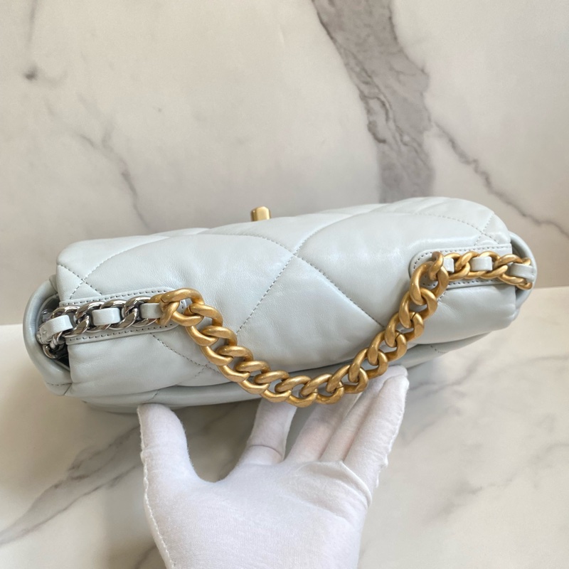 ®️Chanel 19bag 迷霧淡藍 金扣 晶片款-9