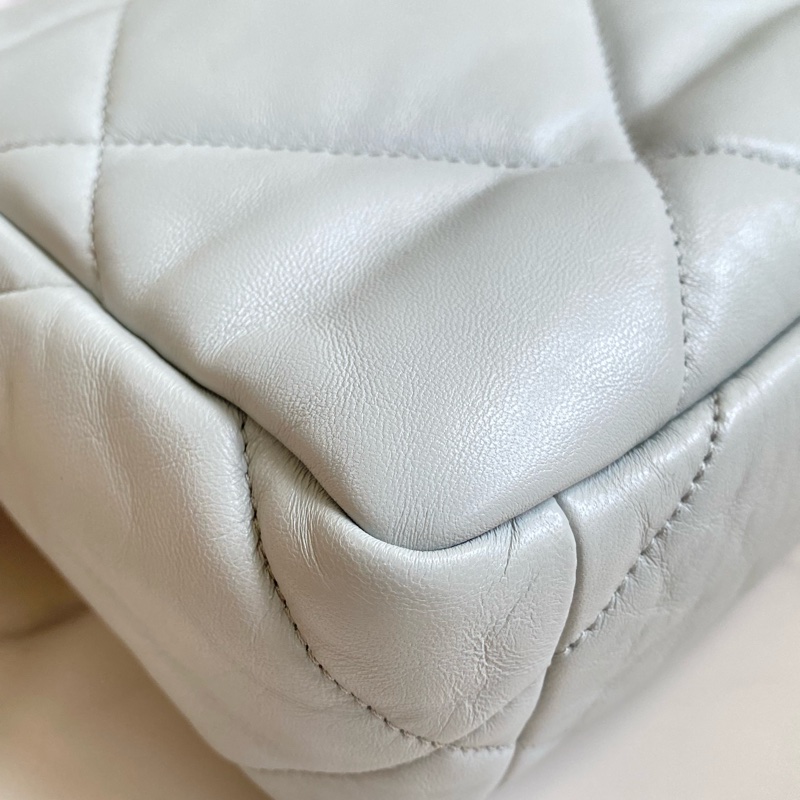 ®️Chanel 19bag 迷霧淡藍 金扣 晶片款-18