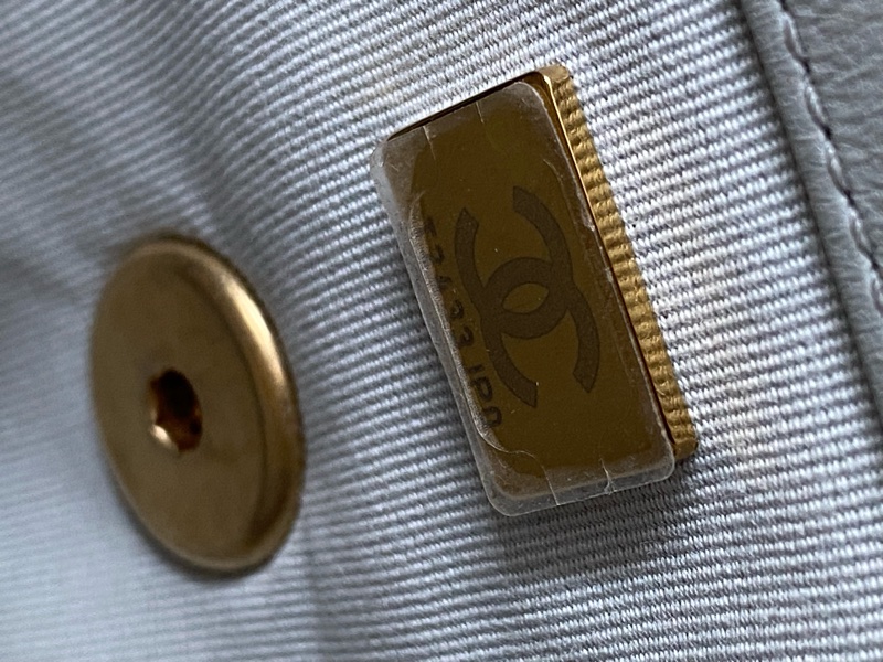 ®️Chanel 19bag 迷霧淡藍 金扣 晶片款-32