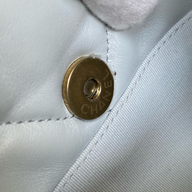 ®️Chanel 19bag 迷霧淡藍 金扣 晶片款-35