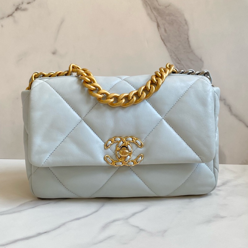 ®️Chanel 19bag 迷霧淡藍 金扣 晶片款-1
