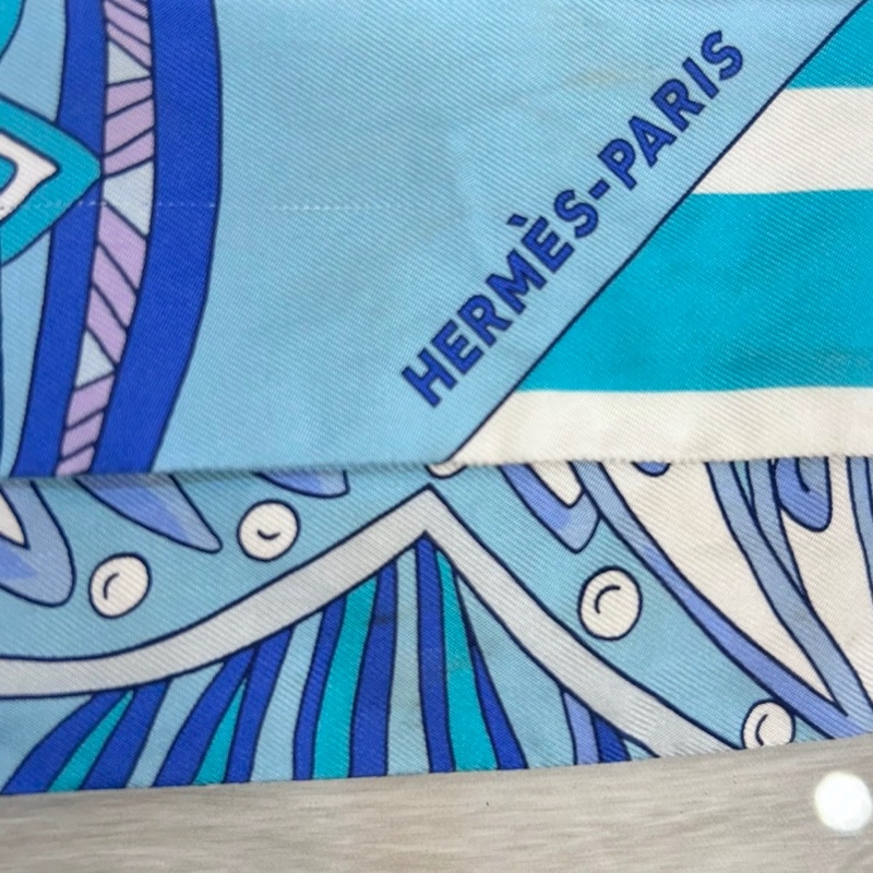 Hermes藍綠拚白色花草圖騰Twilly一對-7