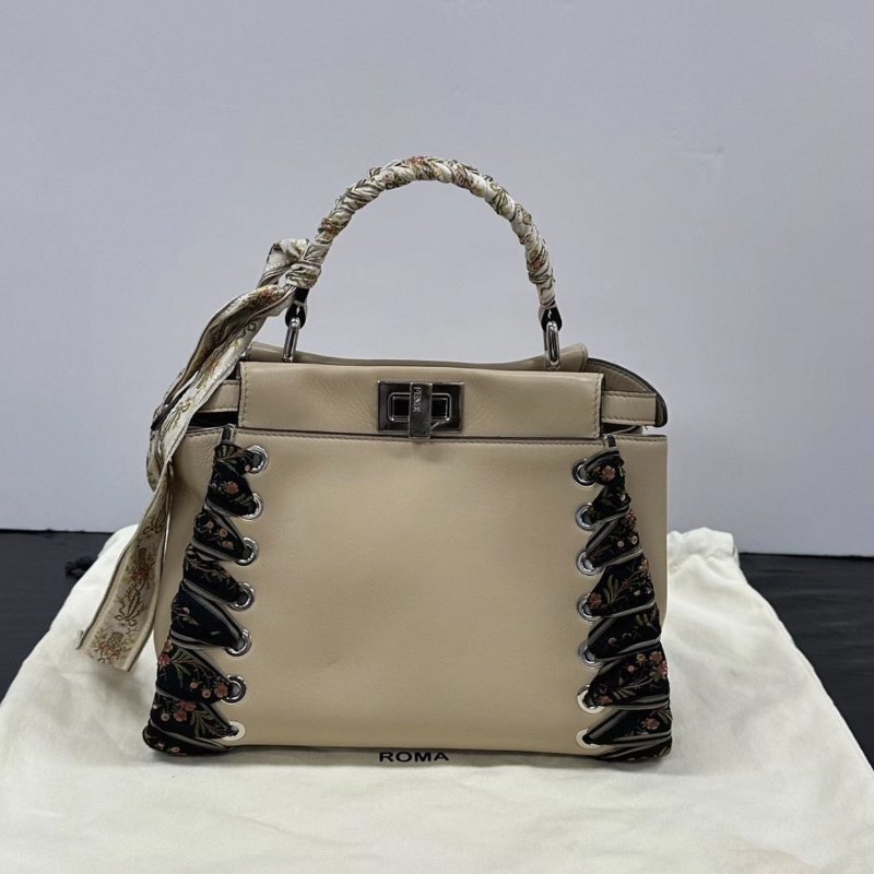 FENDI淺棕色peekaboo黑花編織帶手提肩背斜背包22*18*12 99新配件塵袋-0