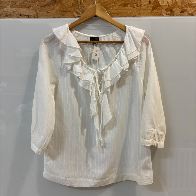 【美收精品】ARMANI JEANS白色透明荷葉邊上衣 4-285【隔月月中將轉賣至日本 上架期限30天】-0