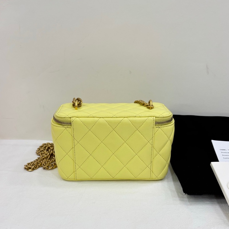 香奈兒/chanel 25C 小雞黃/羊皮/山茶花調整扣長盒包 晶片有購證-1