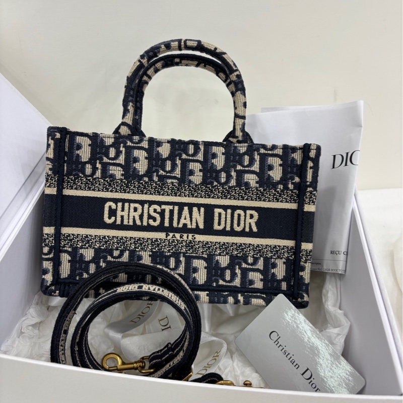 Dior迪奧老花 mini tote包，23年編碼 ，新款肩帶款，可手提可斜挎 有小票 99新 近閒置-0
