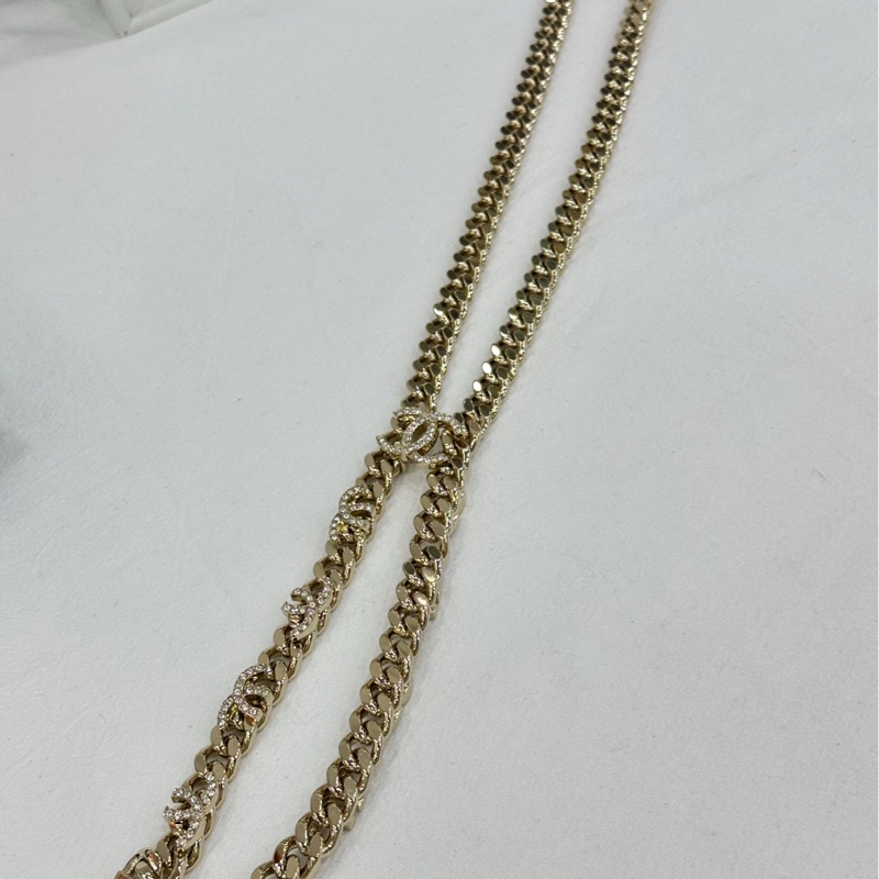 Chanel 香奈兒 粗鏈雙C logo 重工水鑽 項鍊 瘦人還可以當腰鍊，超漂亮 原價三萬多-2