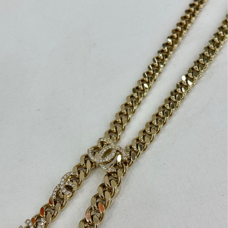 Chanel 香奈兒 粗鏈雙C logo 重工水鑽 項鍊 瘦人還可以當腰鍊，超漂亮 原價三萬多-4