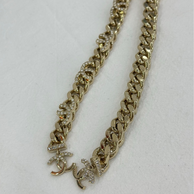 Chanel 香奈兒 粗鏈雙C logo 重工水鑽 項鍊 瘦人還可以當腰鍊，超漂亮 原價三萬多-5