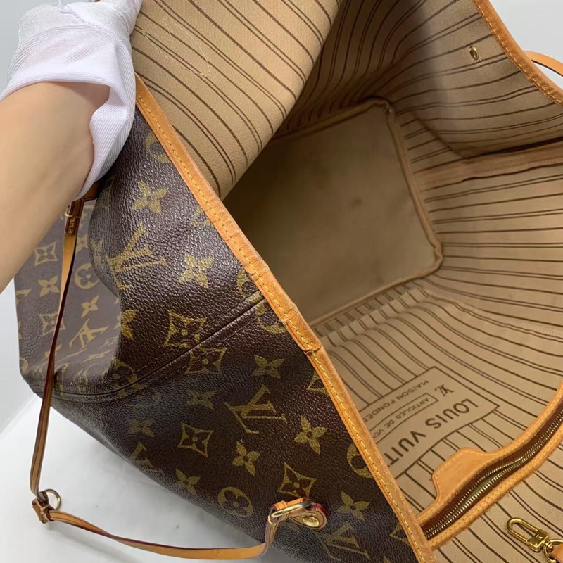 二手 lv neverfull 大號老花,包口手柄內里發黑磨損,包有異味-5