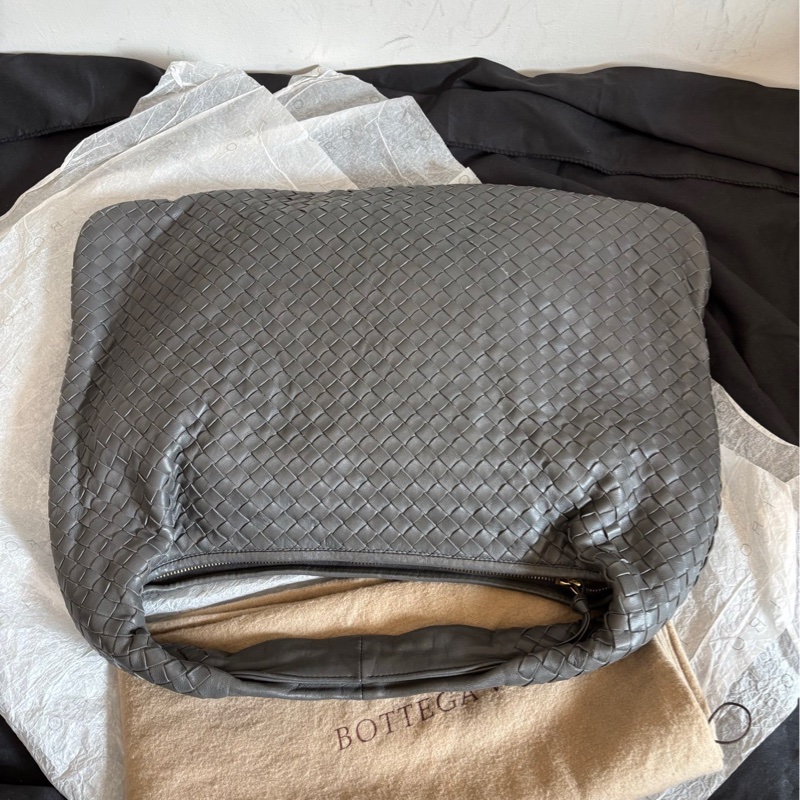 【近新閒置❤️】 bv葆蝶家 深灰色中號和尚包 單肩包-3