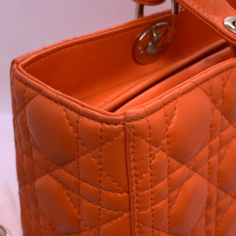 二手 dior 七格橘紅色羊皮戴妃包金扣，配件肩帶，2013 年購入-8