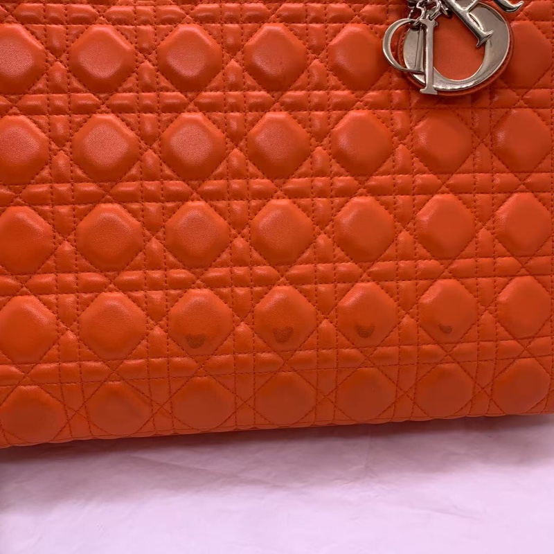 二手 dior 七格橘紅色羊皮戴妃包金扣，配件肩帶，2013 年購入-14